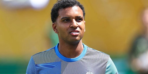 曼联锋线重塑，意在引进罗德里戈！皇马要价9000万欧元！