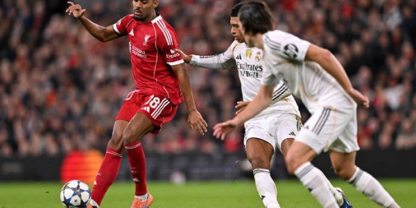 欧冠利物浦1-0送皇马欧冠首败，麦卡利斯特一击制胜，萨拉赫低迷